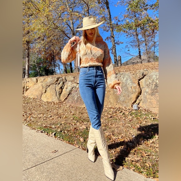 Chunky Knit Ballon Sleeve Turtleneck Sweater - Picture 5 of 12